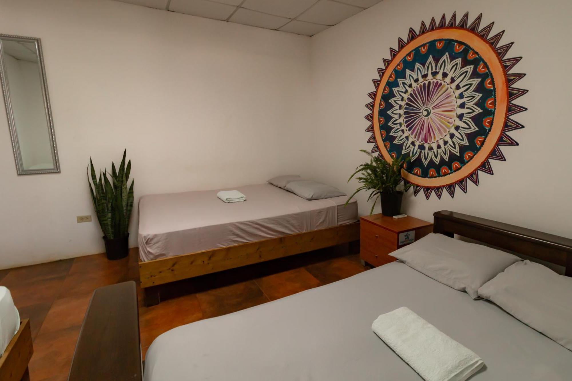 Hostel Villa Vento Surf Santa Catalina Exterior photo