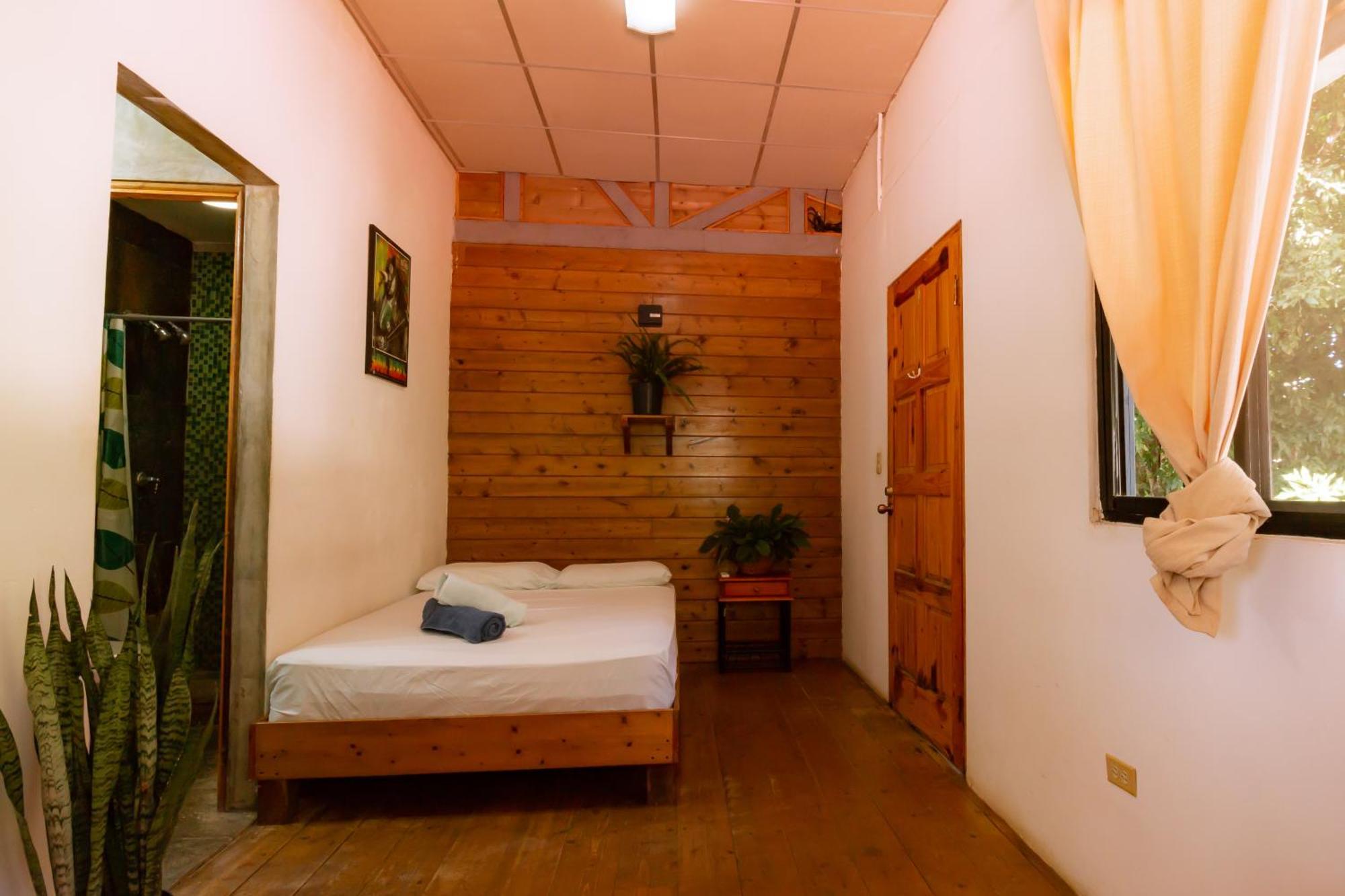 Hostel Villa Vento Surf Santa Catalina Exterior photo