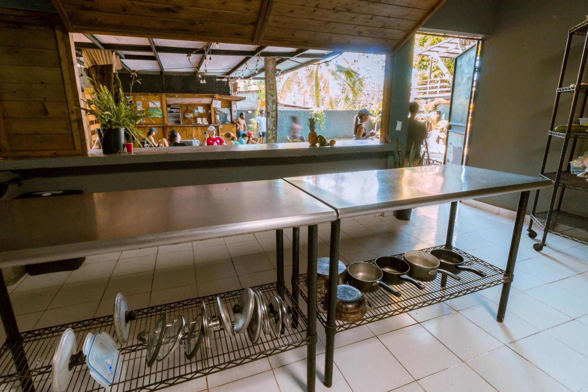 Hostel Villa Vento Surf Santa Catalina Exterior photo