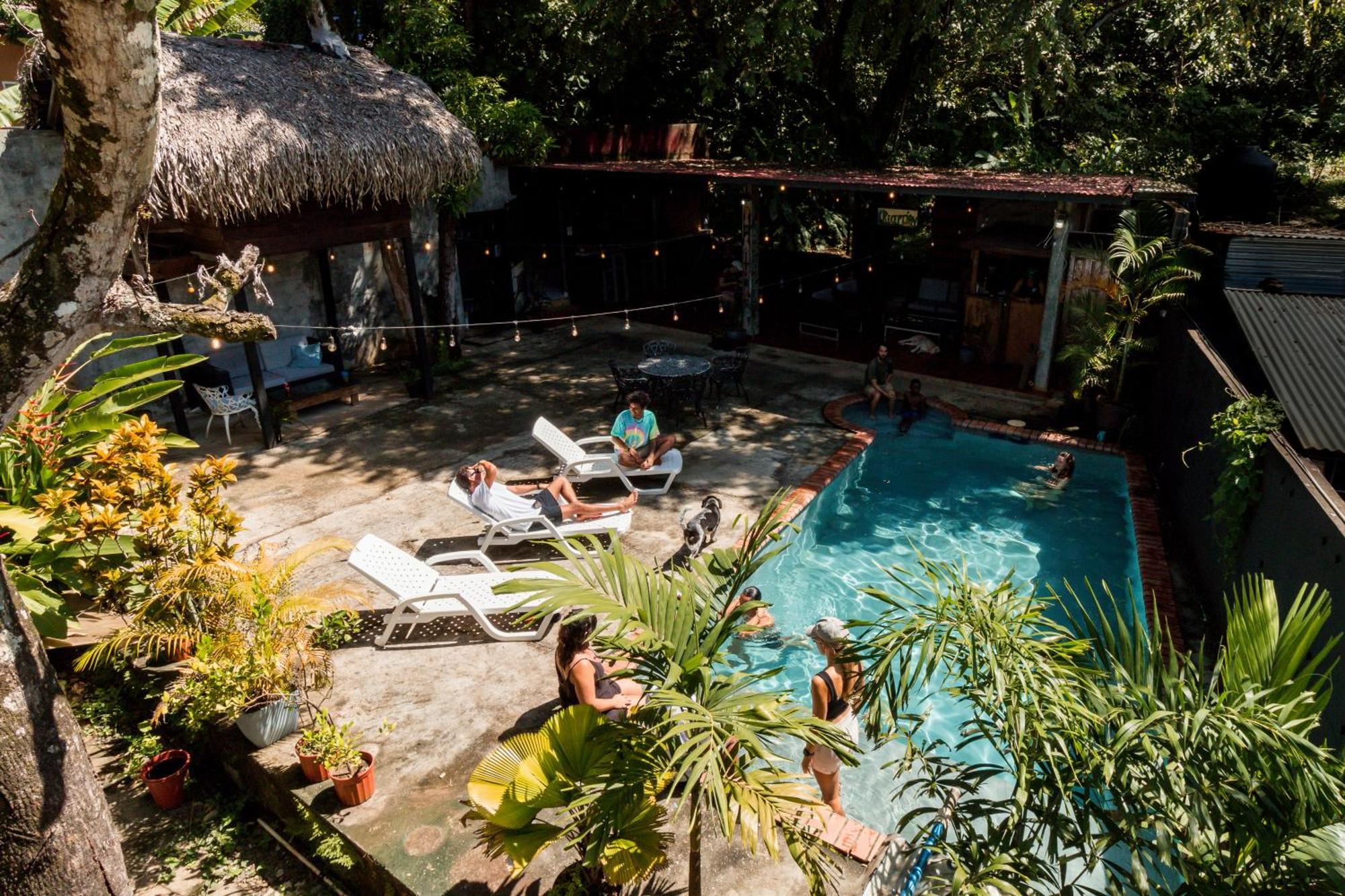 Hostel Villa Vento Surf Santa Catalina Exterior photo